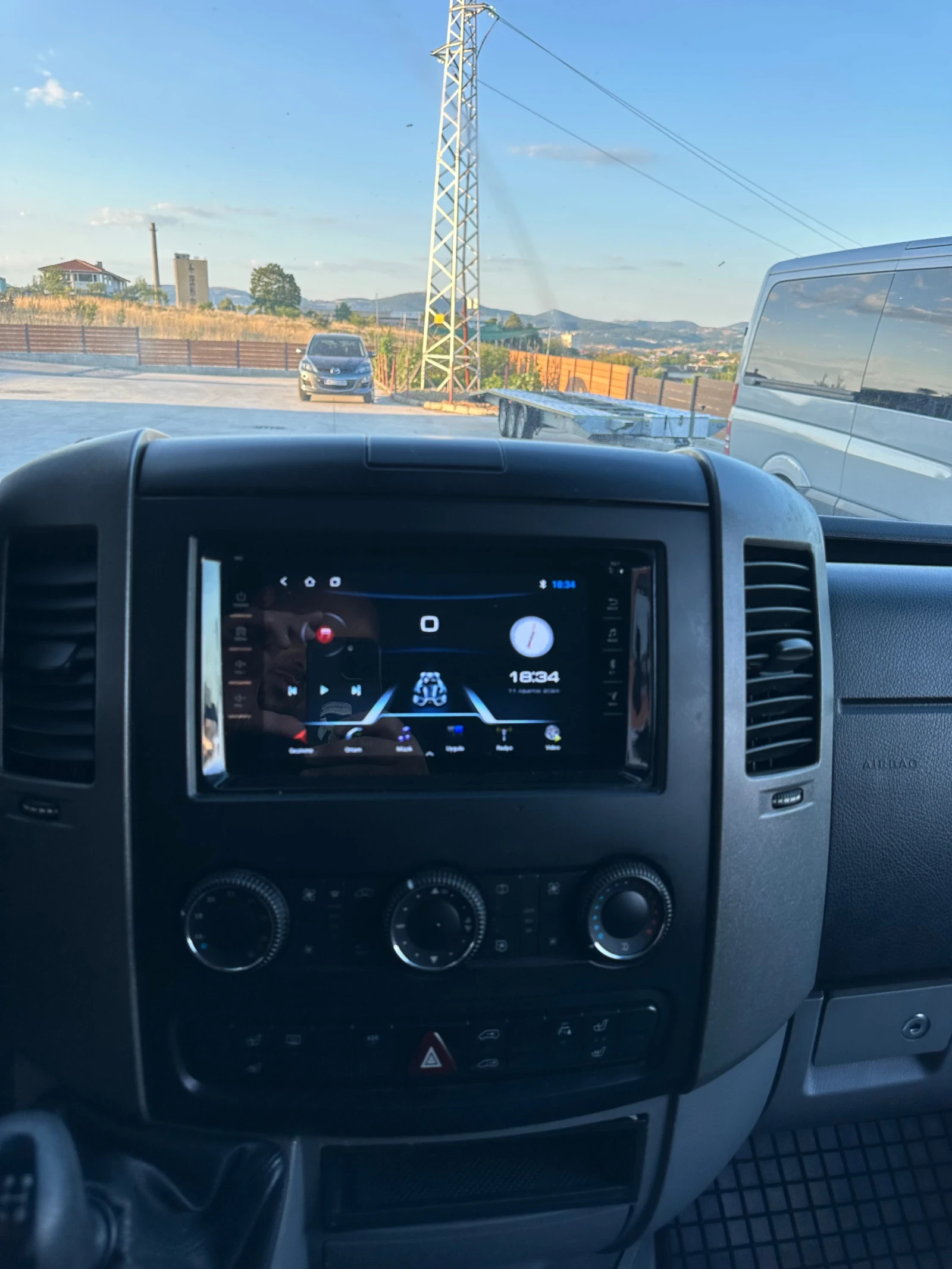 VW Crafter 8+ 1 - изображение 7