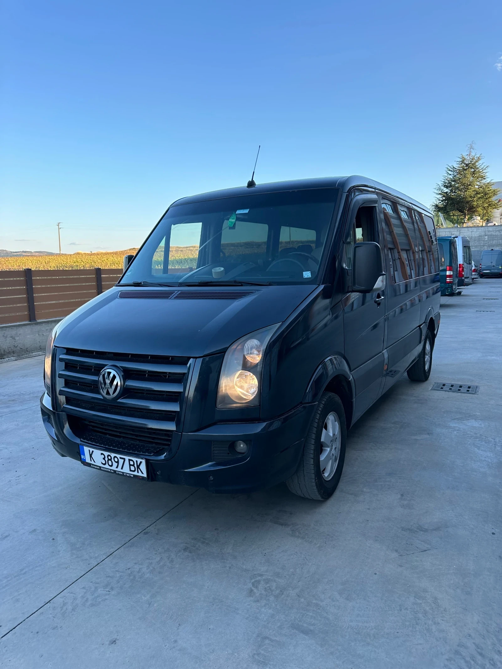VW Crafter 8+ 1 - изображение 2
