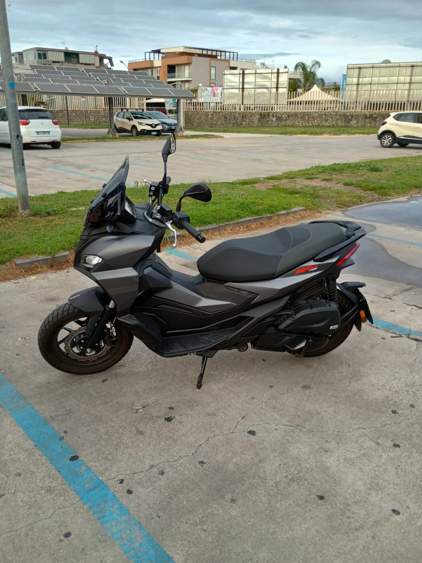 Aprilia Sr 200 GT, снимка 2 - Мотоциклети и мототехника - 53998037