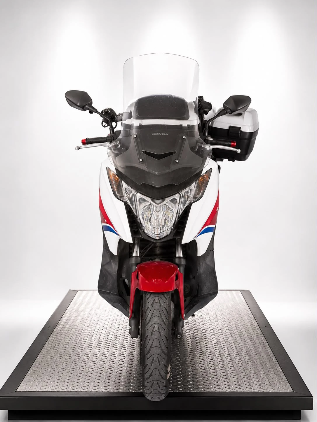 Honda Integra S 750 TRICOLORE, снимка 2 - Мотоциклети и мототехника - 55627378