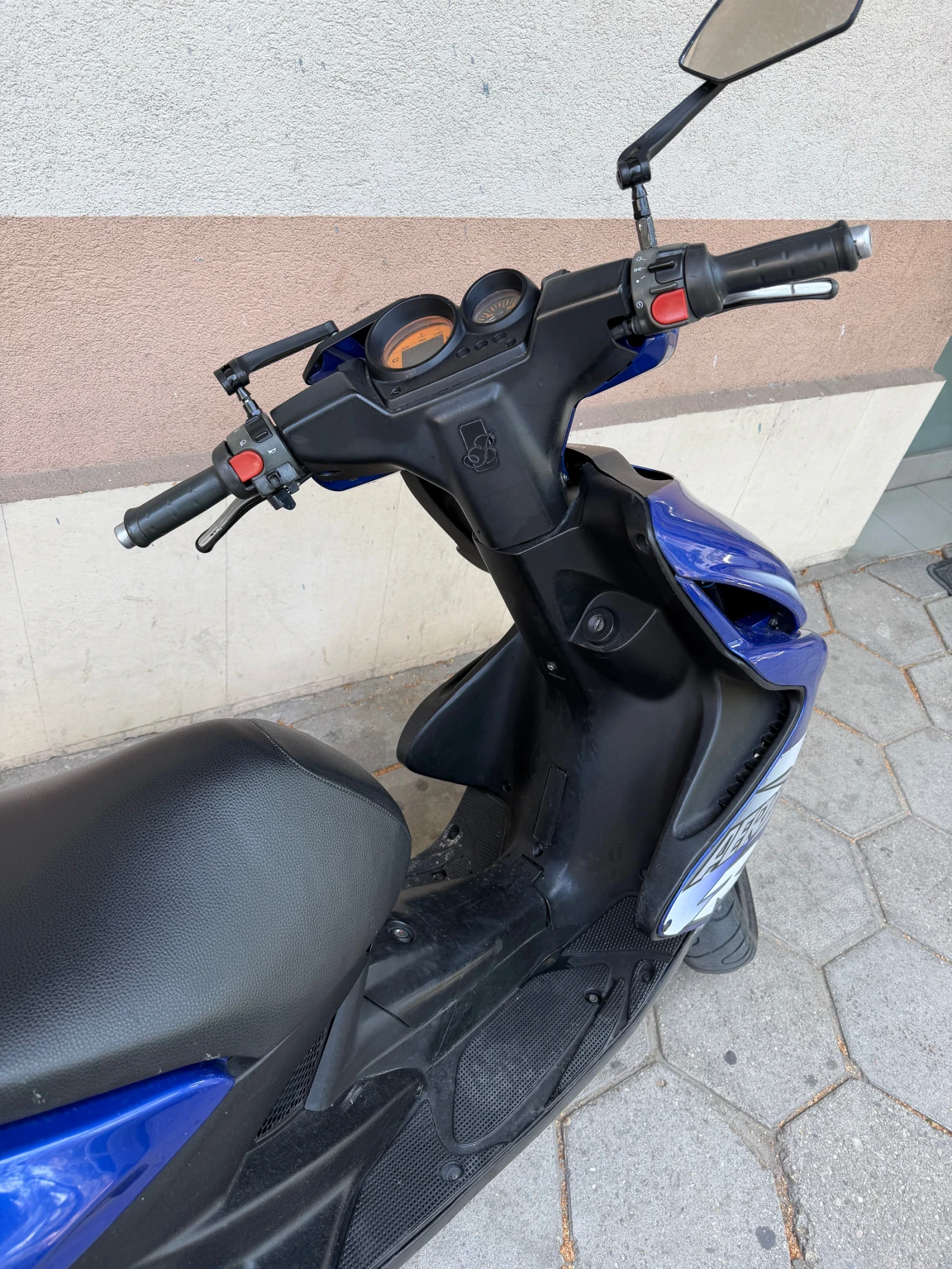 Yamaha Aerox, снимка 2 - Мотоциклети и мототехника - 55720501