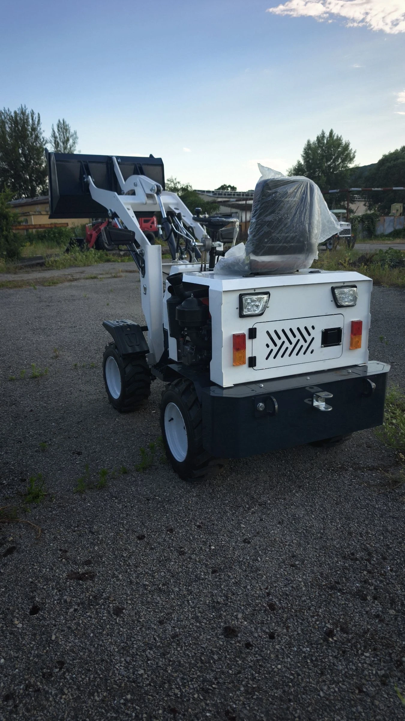 Мини челни товарачи Atlas Copco VSN L-450 PRO 4х4  !!!НОВ!!! НАЛИЧЕН , снимка 4 - Индустриална техника - 55165251