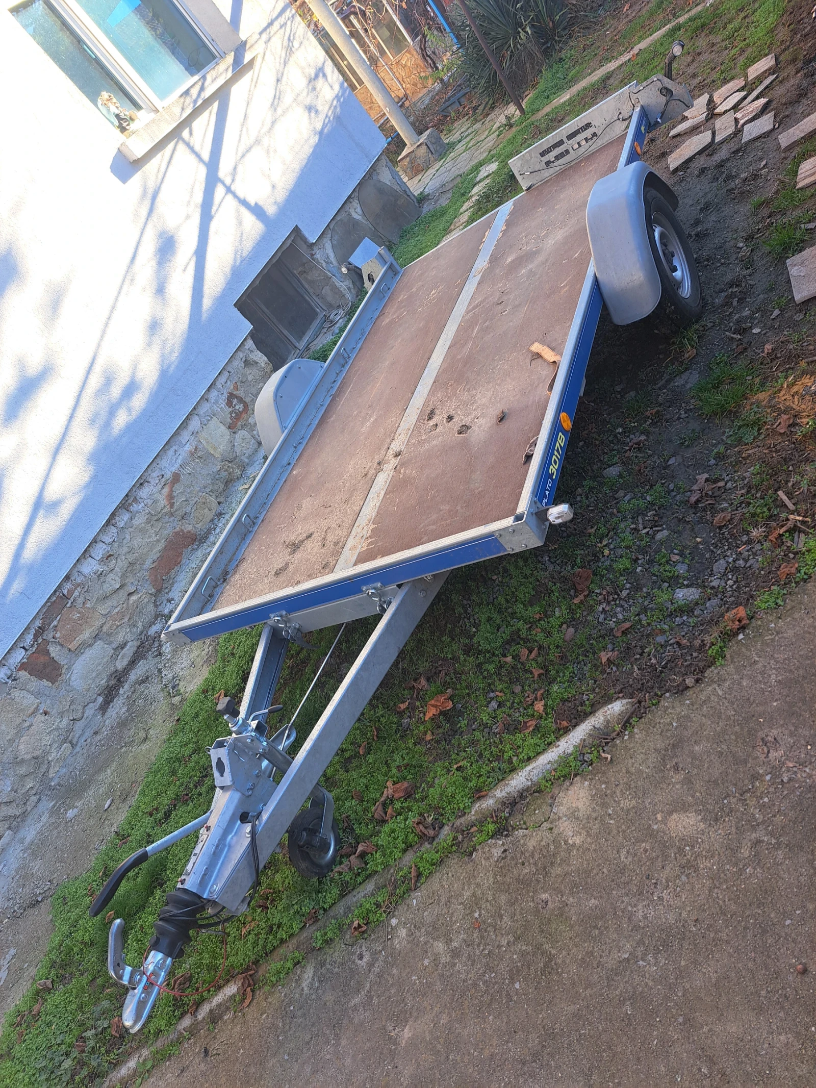 За автомобил Други Vesta plato 3017 1300Кг.