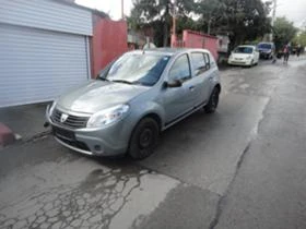 Dacia Sandero 1.6 klima .мотор 1.6, снимка 1