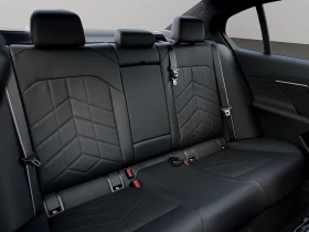 BMW 550 e xDrive = NEW= M-Sport Pro Гаранция - 155590 лв. - 43786615 | Car24.bg