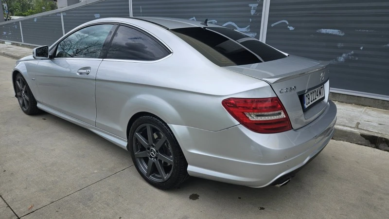 Mercedes-Benz C 250, снимка 6 - Автомобили и джипове - 46621475