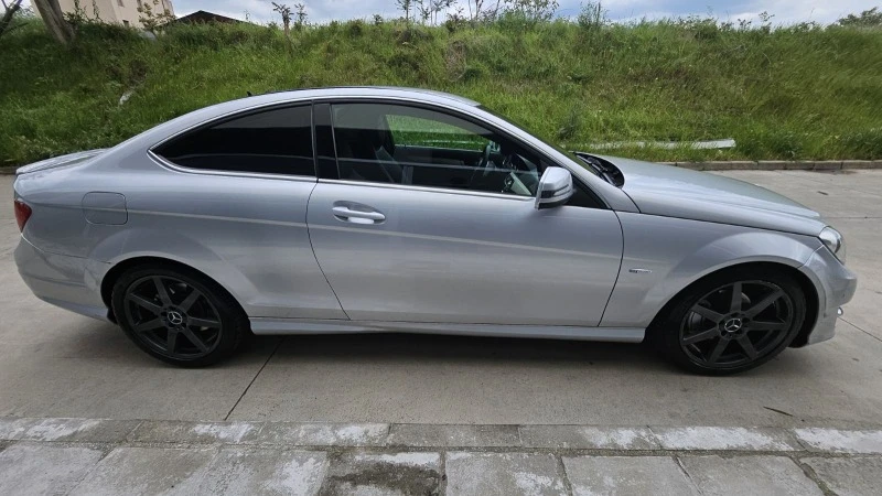 Mercedes-Benz C 250, снимка 3 - Автомобили и джипове - 46621475