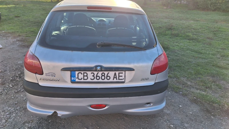 Peugeot 206, снимка 8 - Автомобили и джипове - 47666995