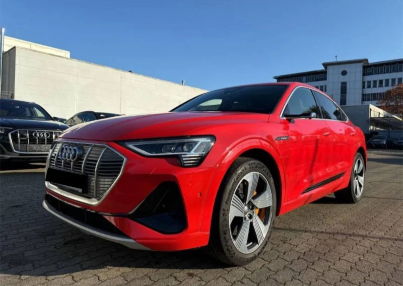 Audi E-Tron Quatro/Sportback/2xSline/Led/Pano/Hud/360/ГАРАНЦИЯ, снимка 3 - Автомобили и джипове - 47736988