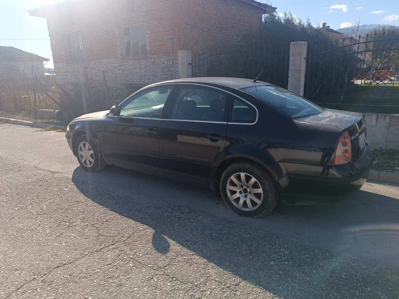 VW Passat, снимка 2 - Автомобили и джипове - 48085360