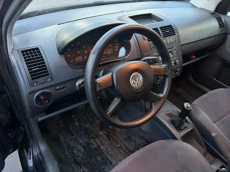 VW Polo 1.4 , снимка 8 - Автомобили и джипове - 48303299