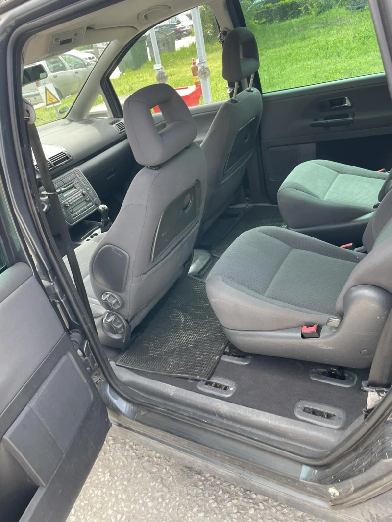VW Sharan 2.0TDI CLIMA- NAVI-6ск- tiptop, снимка 9 - Автомобили и джипове - 52636923