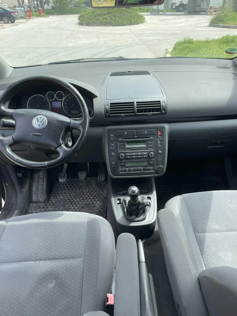 VW Sharan 2.0TDI CLIMA- NAVI-6ск- tiptop, снимка 10 - Автомобили и джипове - 52636923