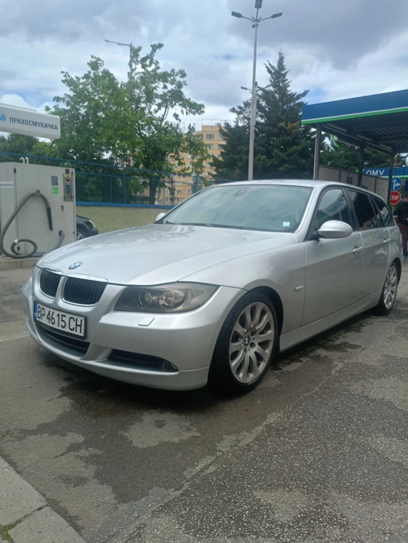BMW 320, снимка 4 - Автомобили и джипове - 51424134