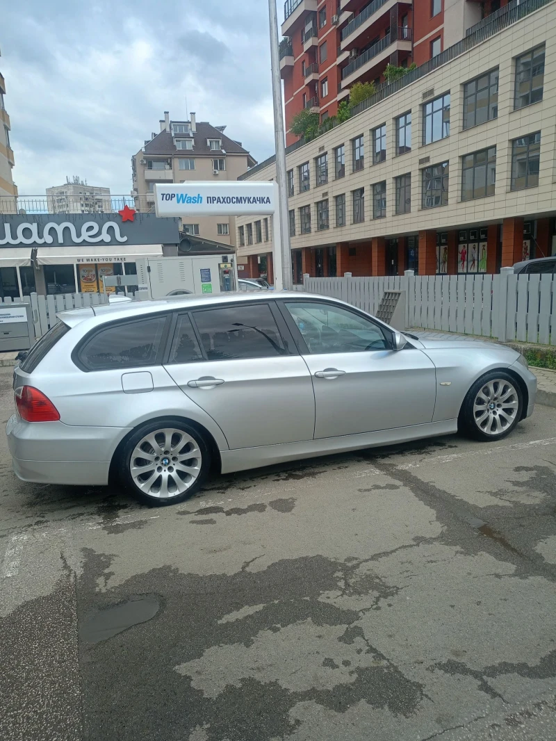 BMW 320, снимка 8 - Автомобили и джипове - 51424134