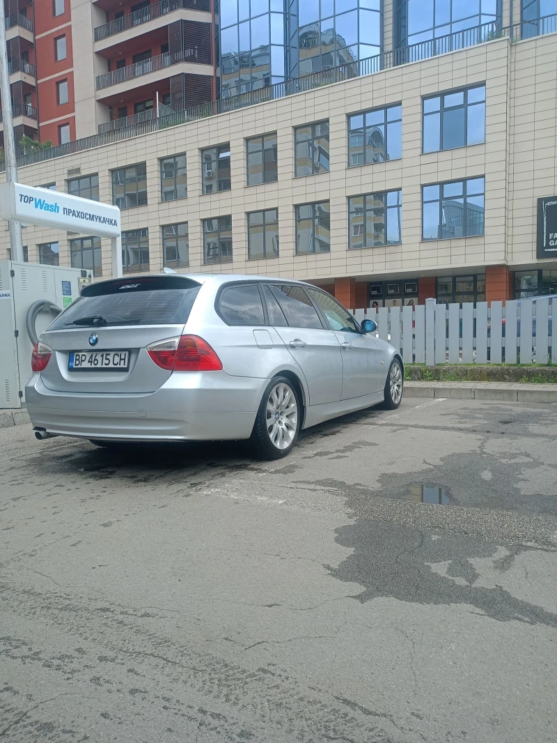 BMW 320, снимка 11 - Автомобили и джипове - 51424134