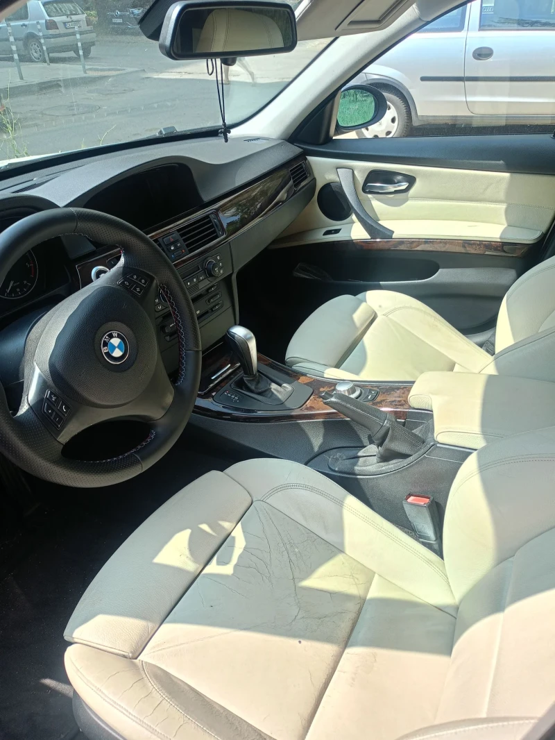 BMW 320, снимка 13 - Автомобили и джипове - 51424134