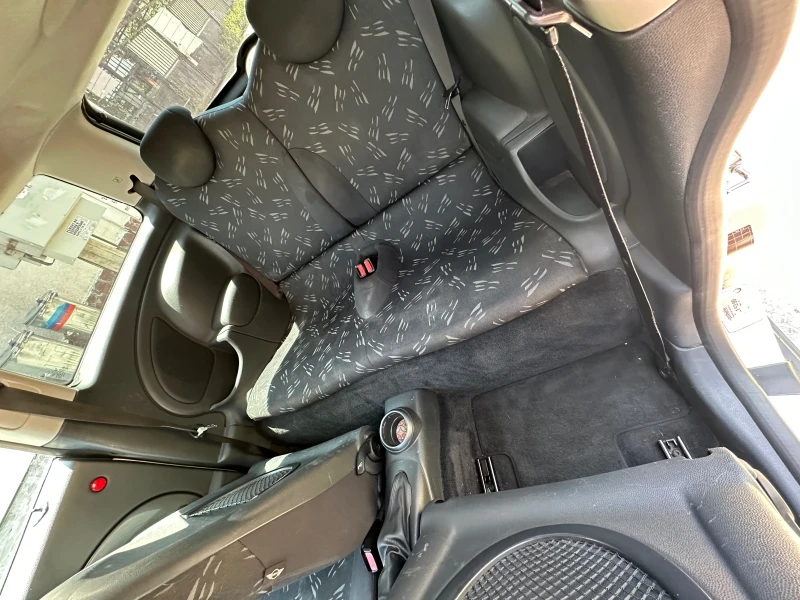 Mini One 1.6 90кс , снимка 11 - Автомобили и джипове - 52569600