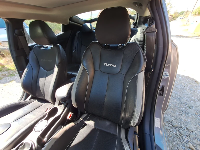Hyundai Veloster , снимка 9 - Автомобили и джипове - 52009448