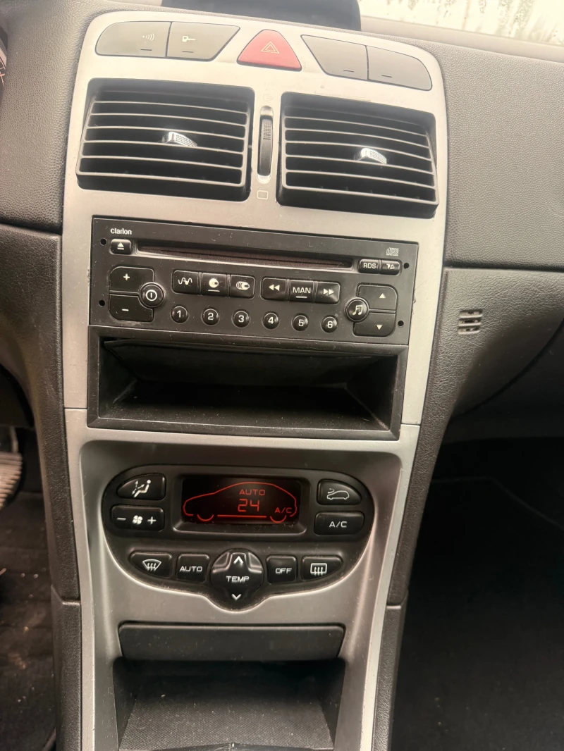 Peugeot 307 2000 HDI-110 k, снимка 10 - Автомобили и джипове - 52828131