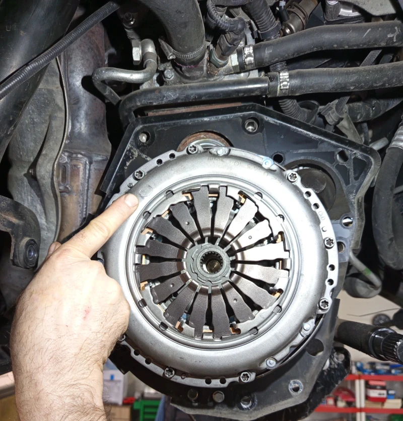 Alfa Romeo MiTo 1.4 T-Jet, снимка 14 - Автомобили и джипове - 53069865