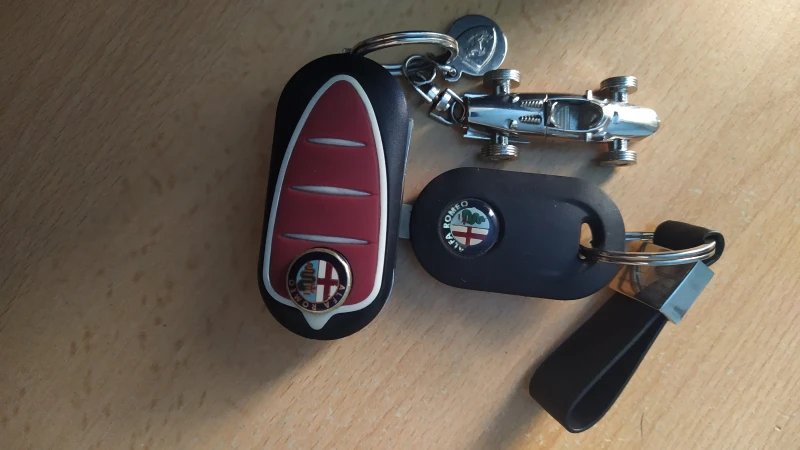 Alfa Romeo MiTo 1.4 T-Jet, снимка 17 - Автомобили и джипове - 53069865