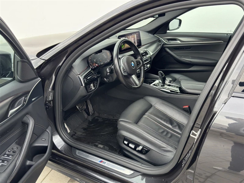 BMW 530 xDrive, снимка 7 - Автомобили и джипове - 53180574