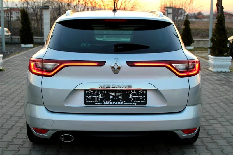 Renault Megane 1.5dCi MAX FULL, снимка 6 - Автомобили и джипове - 36233051