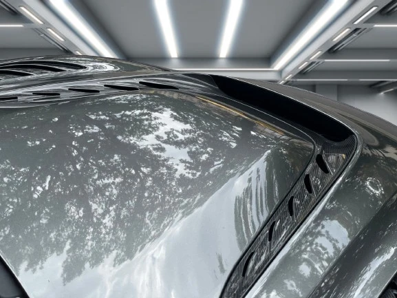Aston Martin DBS = Ultimate = 1 of 199 Гаранция - изображение 5