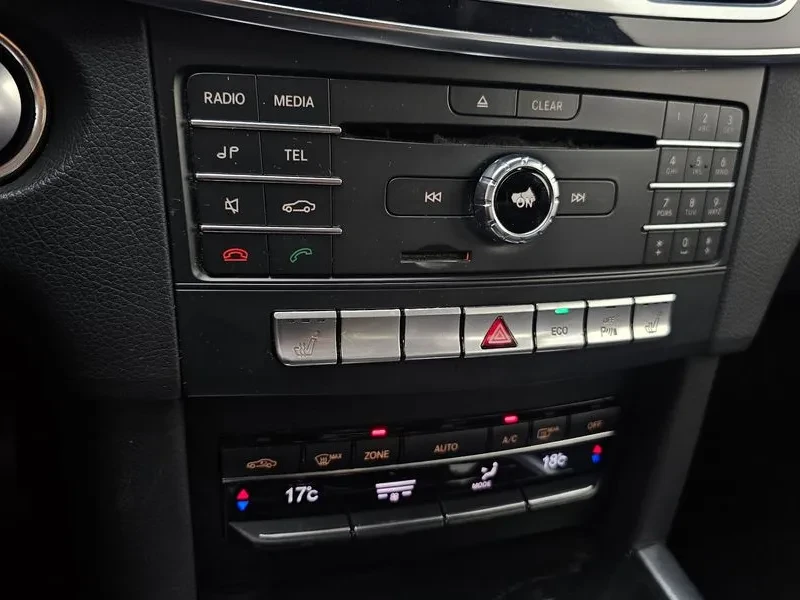Mercedes-Benz E 220 Bluetech Avant Garde Sports - САМО 30% АВАНС, снимка 17 - Автомобили и джипове - 55800253