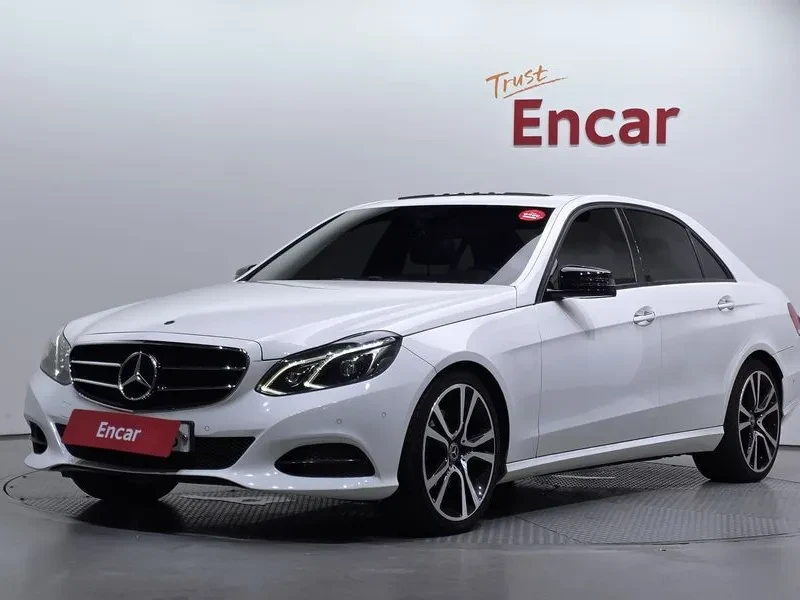 Mercedes-Benz E 220 Bluetech Avant Garde Sports - САМО 30% АВАНС