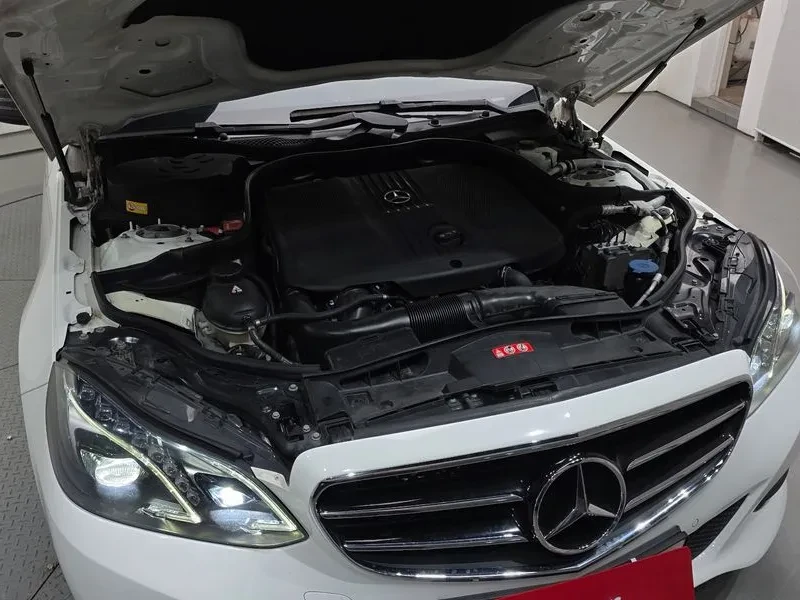 Mercedes-Benz E 220 Bluetech Avant Garde Sports - САМО 30% АВАНС, снимка 6 - Автомобили и джипове - 55800253