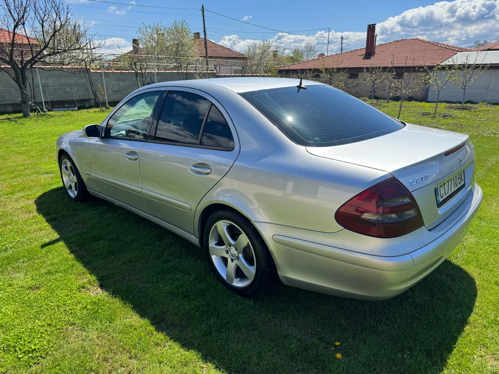 Mercedes-Benz E 270 270 CDI - изображение 7