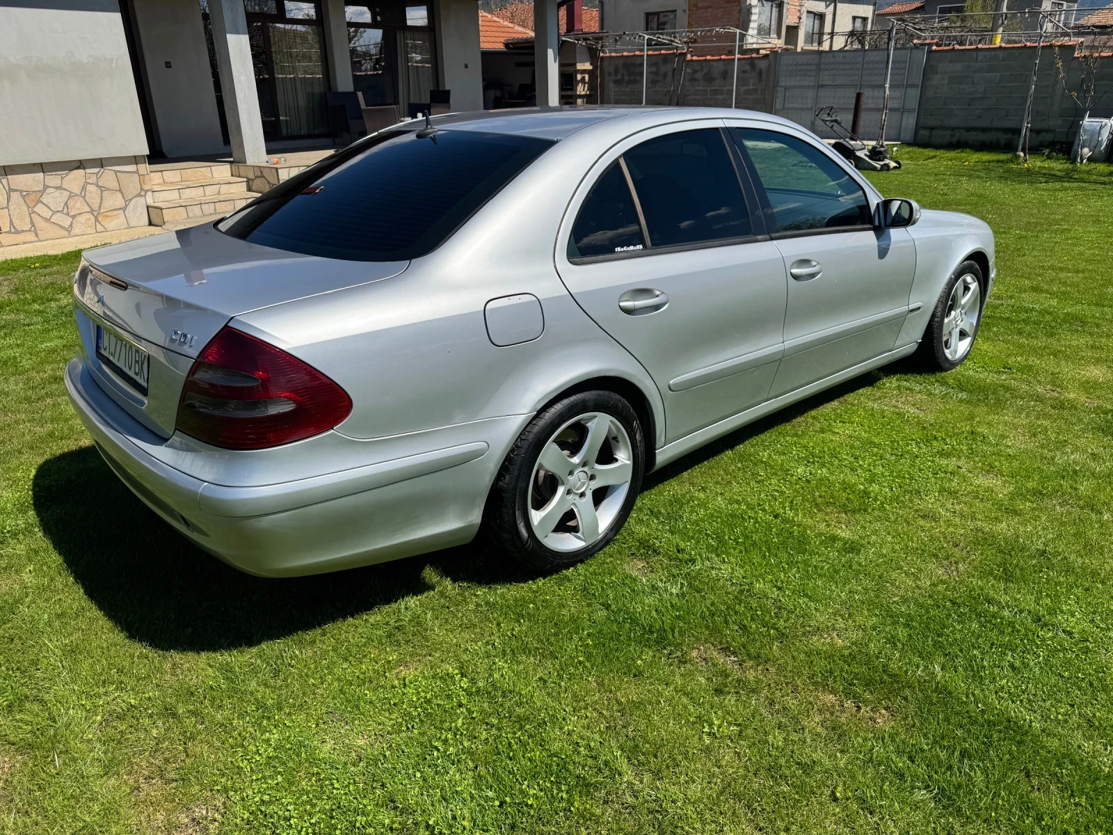 Mercedes-Benz E 270 270 CDI - изображение 5