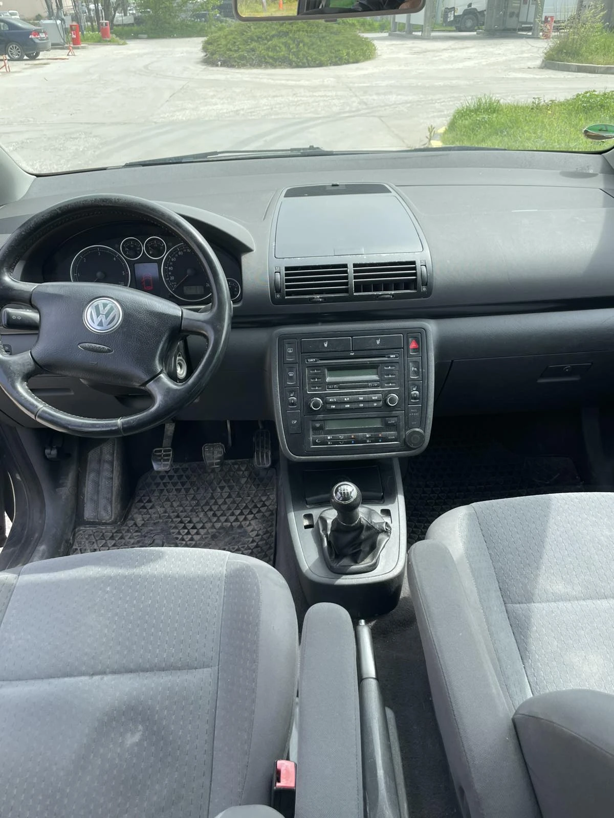VW Sharan 2.0TDI CLIMA- NAVI-6ск- tiptop - изображение 9