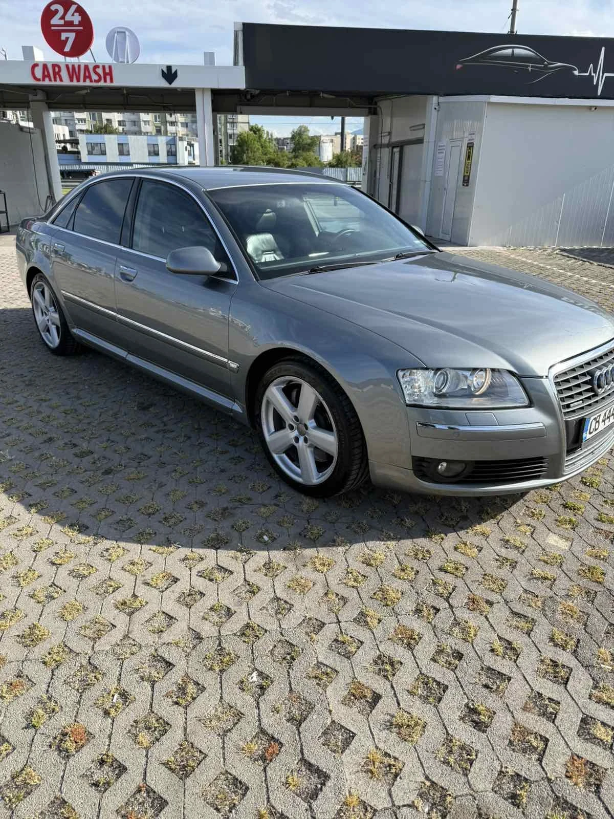 Audi A8  - изображение 2