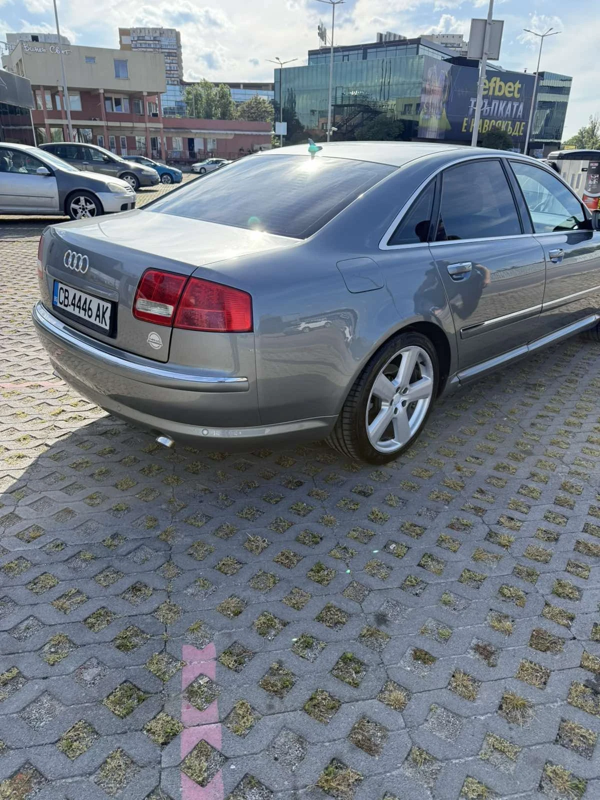 Audi A8  - изображение 3