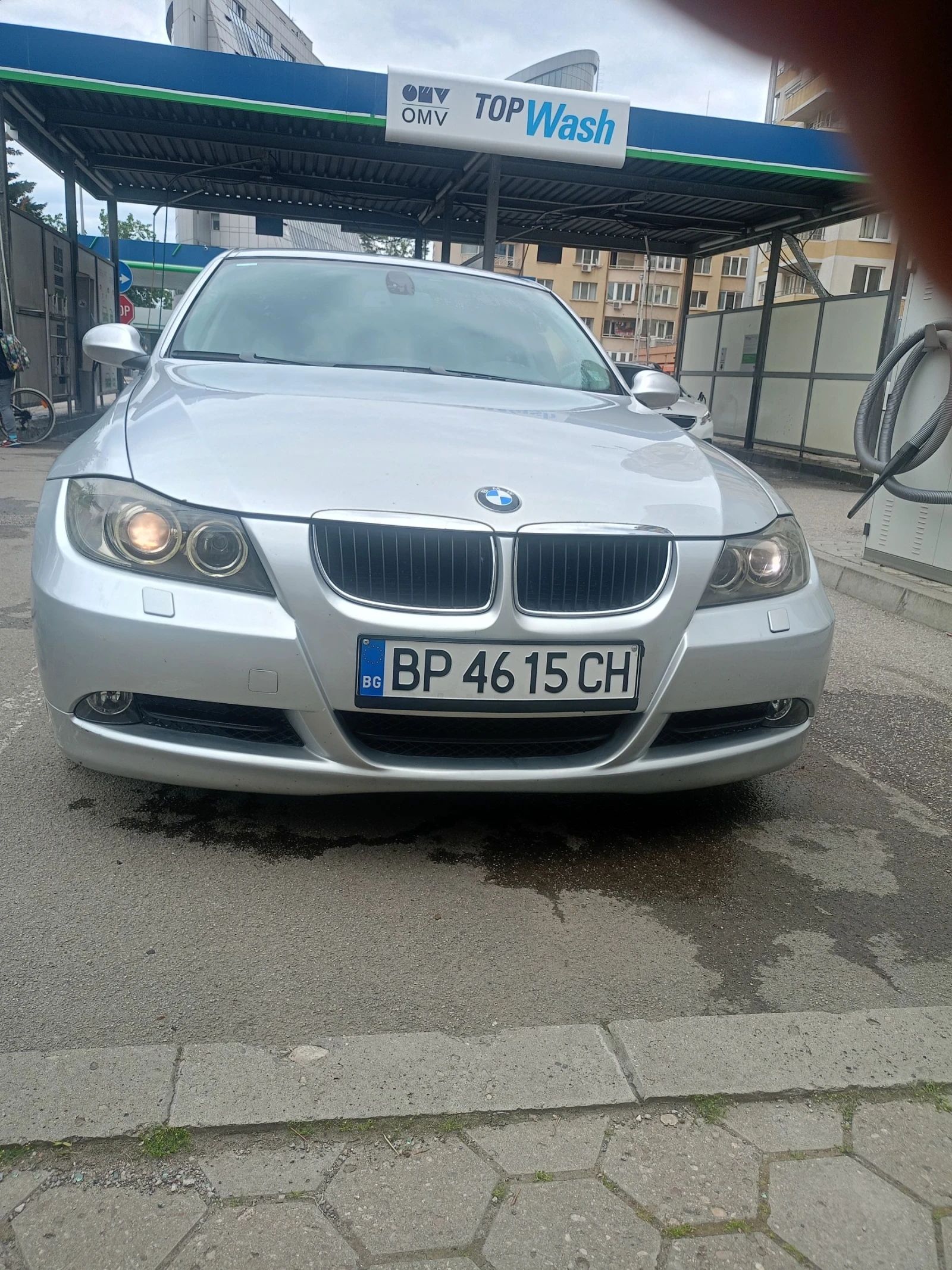 BMW 320  - изображение 6