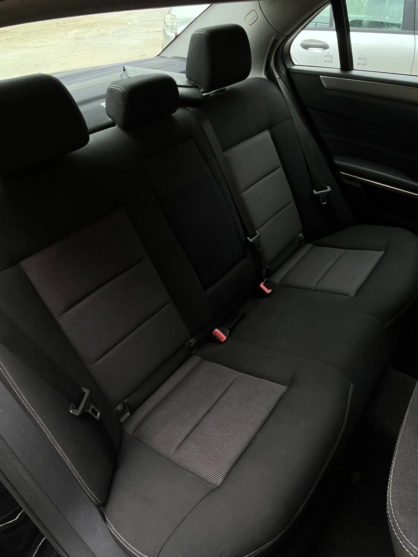Mercedes-Benz E 200 2.2d - изображение 10