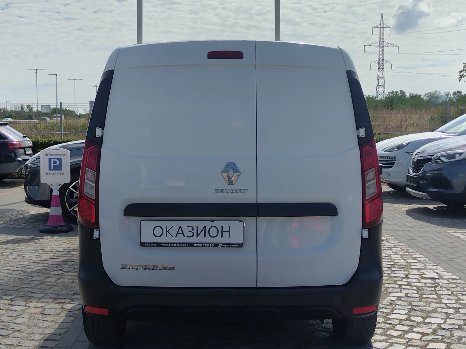 Renault Express 1.5dCi/75к.с - изображение 6