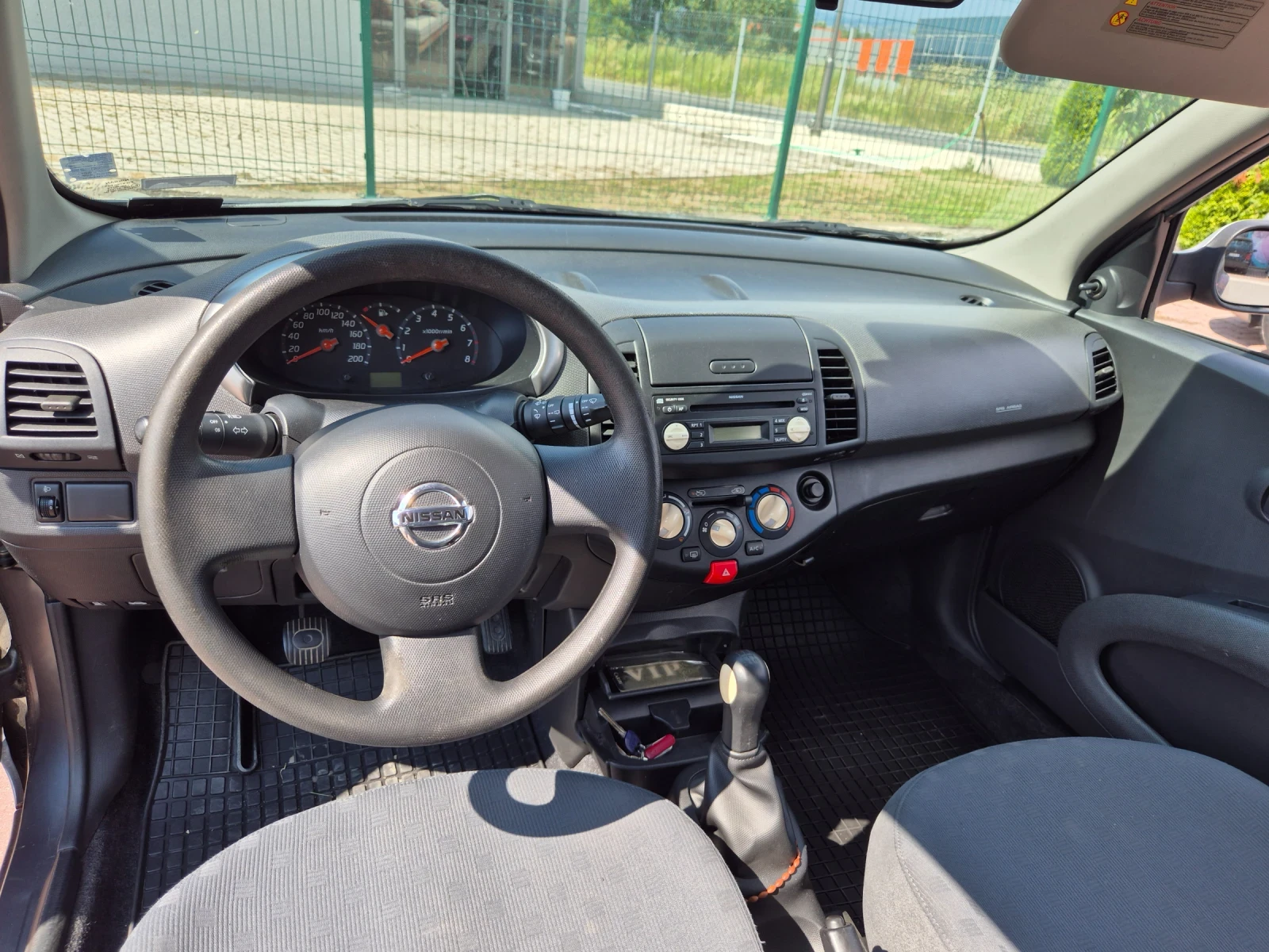 Nissan Micra 108000 км  - изображение 5