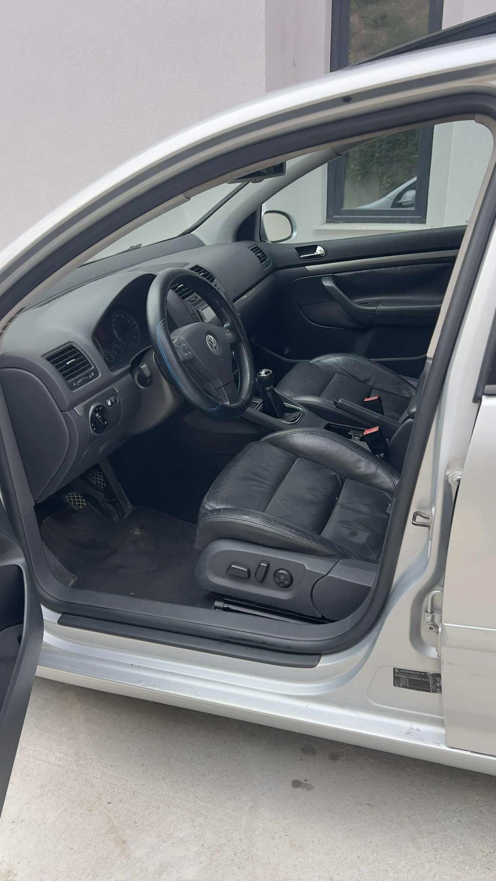 VW Golf 2.0 D - изображение 8