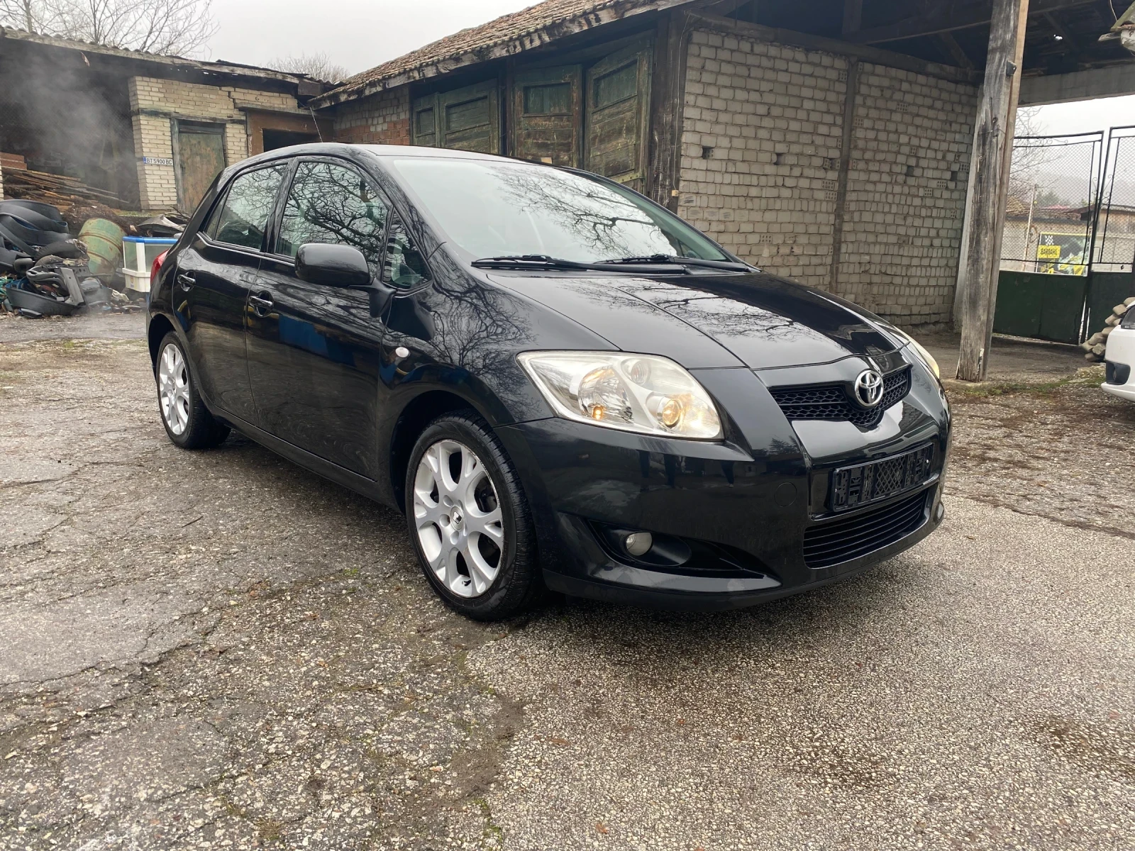 Toyota Auris 1.6        ��������� | Mobile.bg � ����������� 3