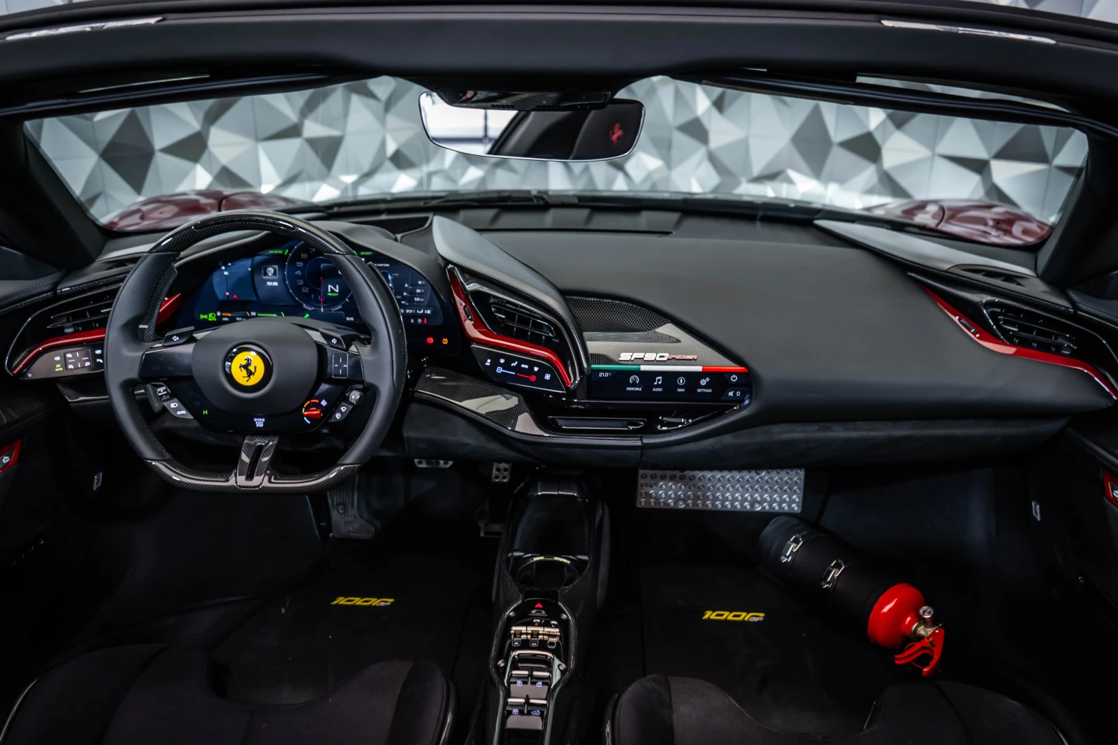 Ferrari SF 90 Spider Tailor Made 1000GP, снимка 13 - Автомобили и джипове - 53777289