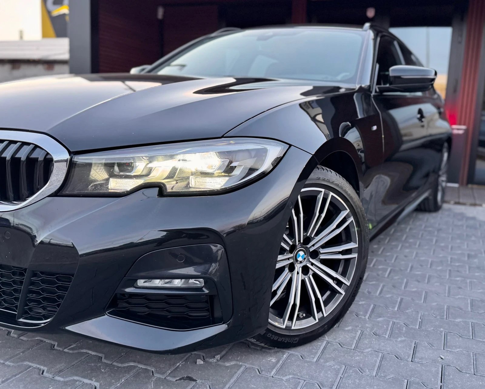 BMW 320 Mild-Hybrid xDrive M Sport