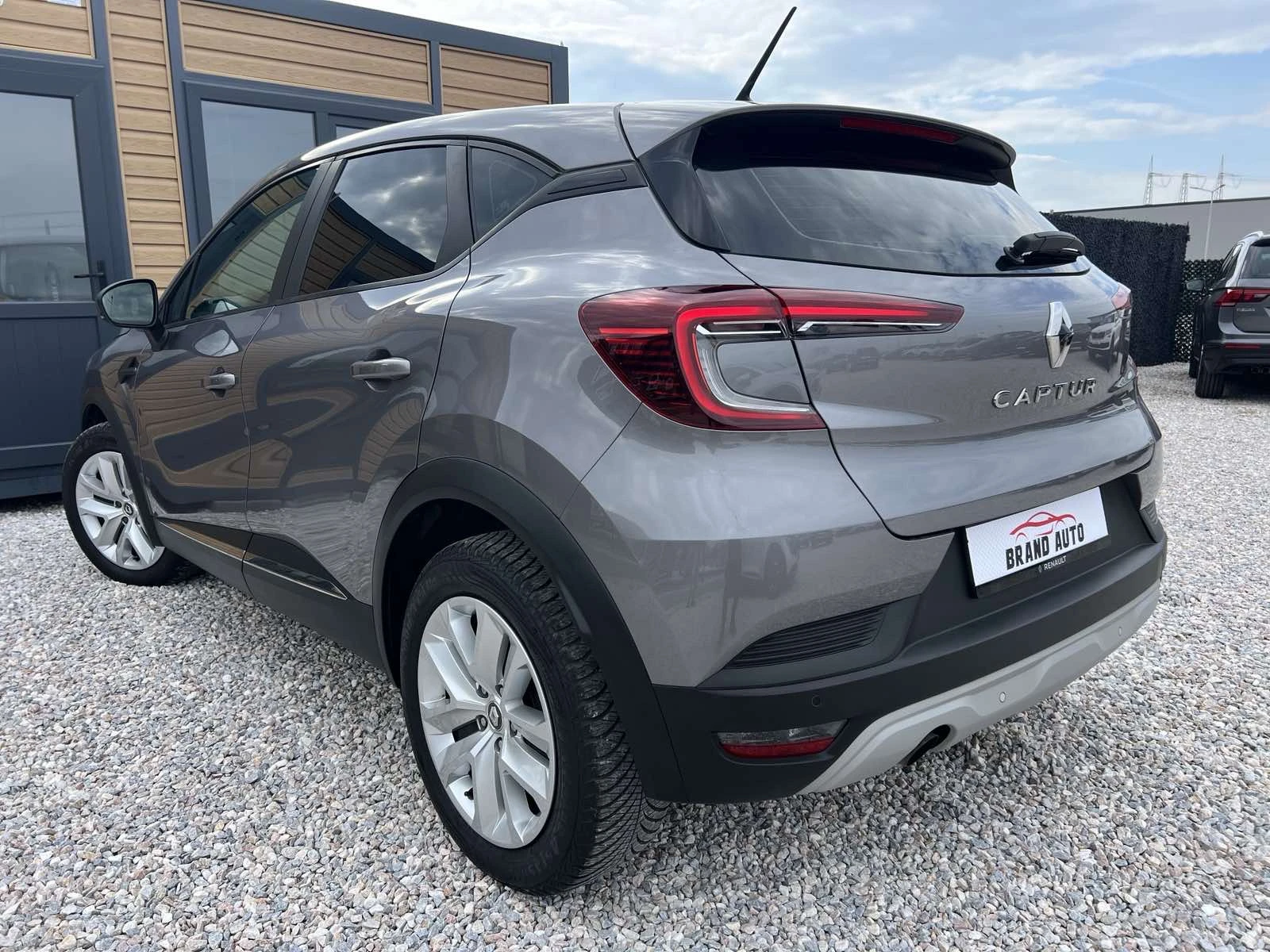 Renault Captur 1.5 dci  * АUTOMATIC * 115 k. c., снимка 7 - Автомобили и джипове - 53990122