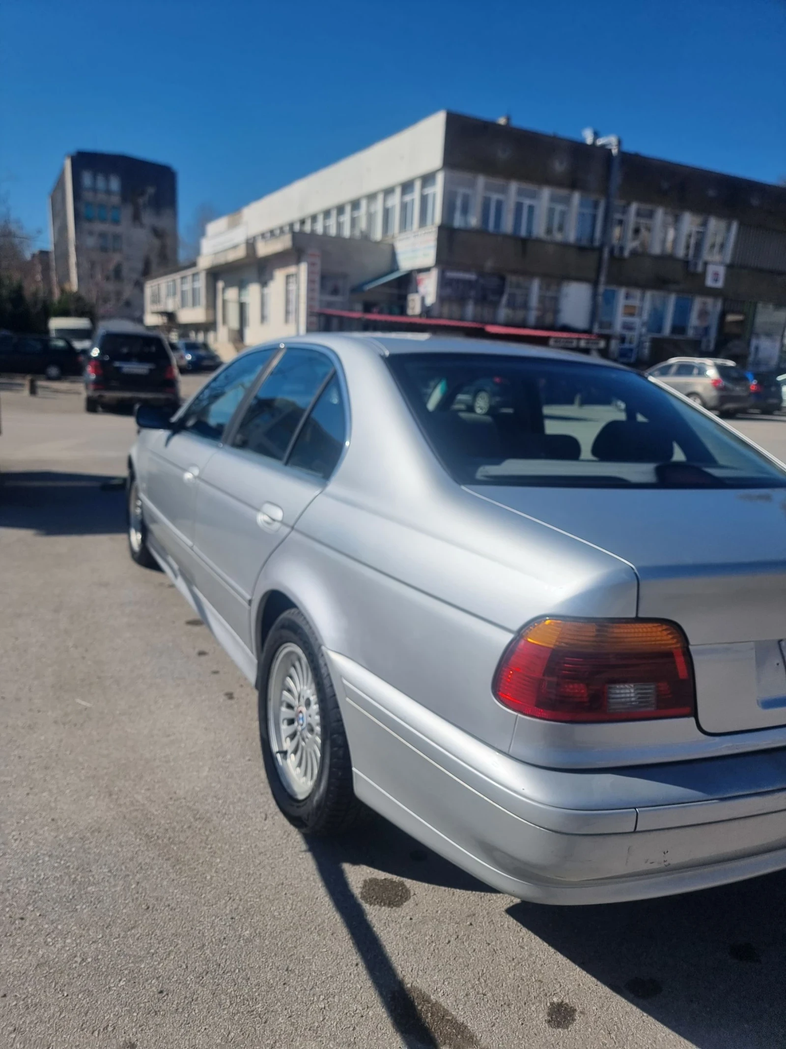 BMW 525 Facelift , снимка 3 - Автомобили и джипове - 54273906