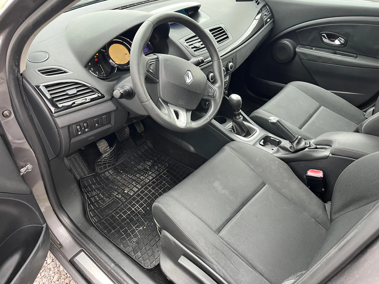 Renault Megane 1.5dci | Mobile.bg � ����������� 8
