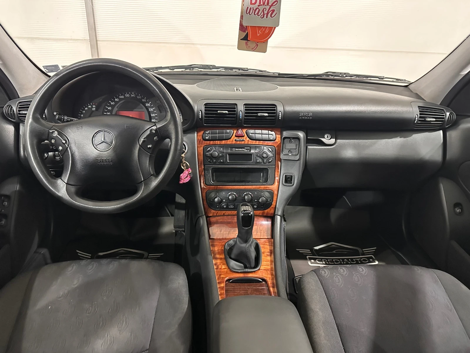Mercedes-Benz C 220, снимка 8 - Автомобили и джипове - 54449803