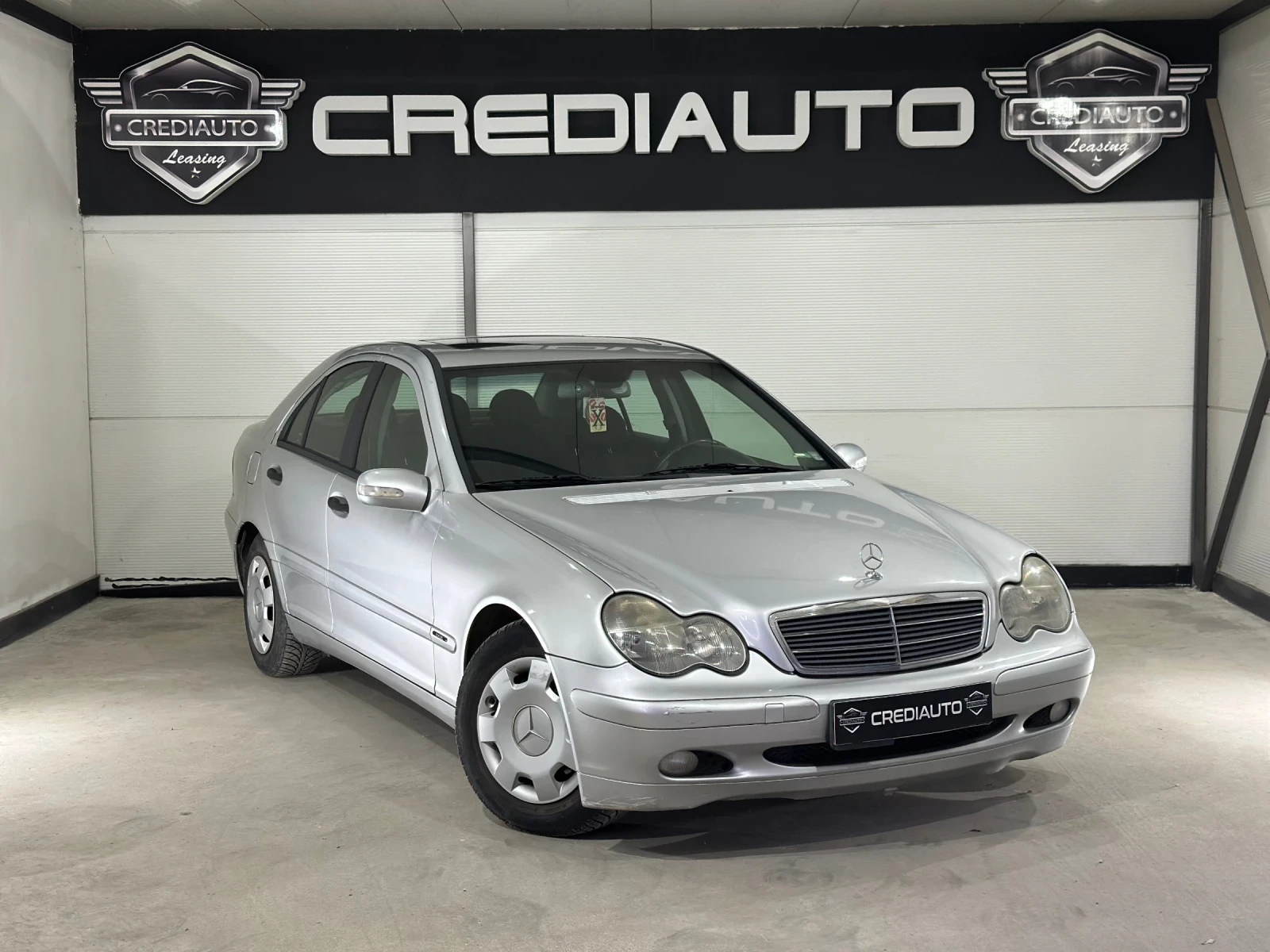 Mercedes-Benz C 220, снимка 3 - Автомобили и джипове - 54449803